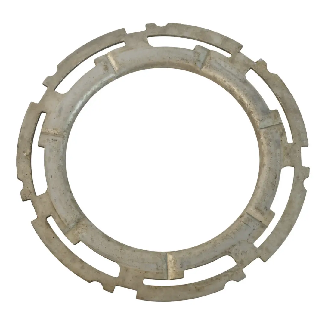 Anello Fissaggio Serbatoio per Mercedes C117 C118 W176 W177 W246 con numero di parte A2464710030 Mercedes C117 C118 W176 W177 W246 Anello Fissaggio Serbatoio - SKU A2464710030 - Numero di parte A2464710030