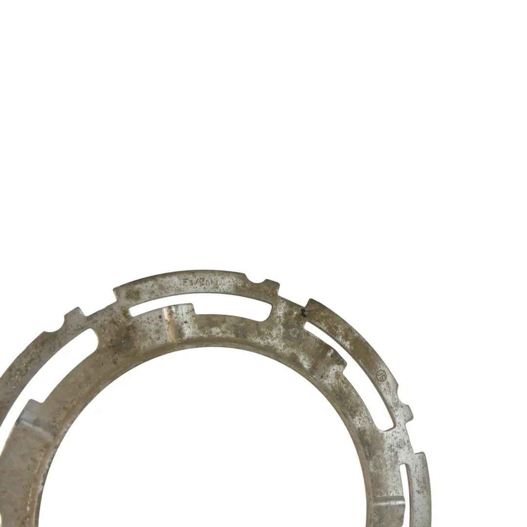 Anello Fissaggio Serbatoio per Mercedes C117 C118 W176 W177 W246 con numero di parte A2464710030 Mercedes C117 C118 W176 W177 W246 Anello Fissaggio Serbatoio - SKU A2464710030 - Numero di parte A2464710030