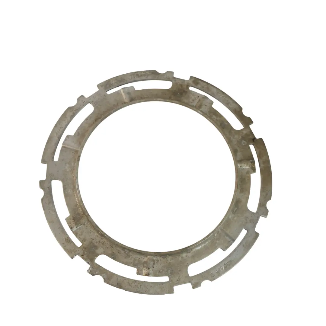 Anello Fissaggio Serbatoio per Mercedes C117 C118 W176 W177 W246 con numero di parte A2464710030 Mercedes C117 C118 W176 W177 W246 Anello Fissaggio Serbatoio - SKU A2464710030 - Numero di parte A2464710030