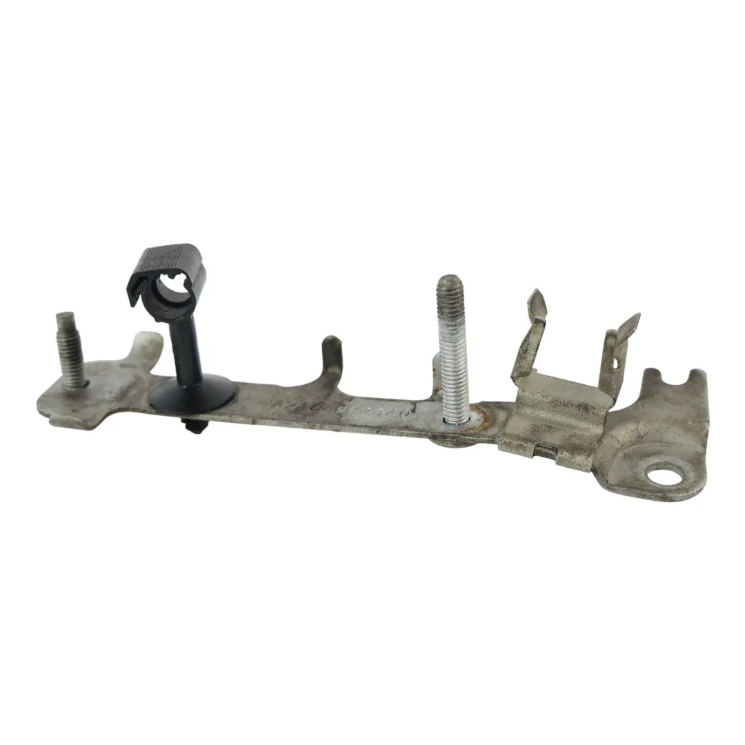 Abgasdruck Sensor Halterung für Mercedes C117 W176 W246 mit Teilenummer A2464900840 Mercedes C117 W176 W246 Abgasdruck Sensor Halterung - SKU A2464900840 - Teilenummer A2464900840