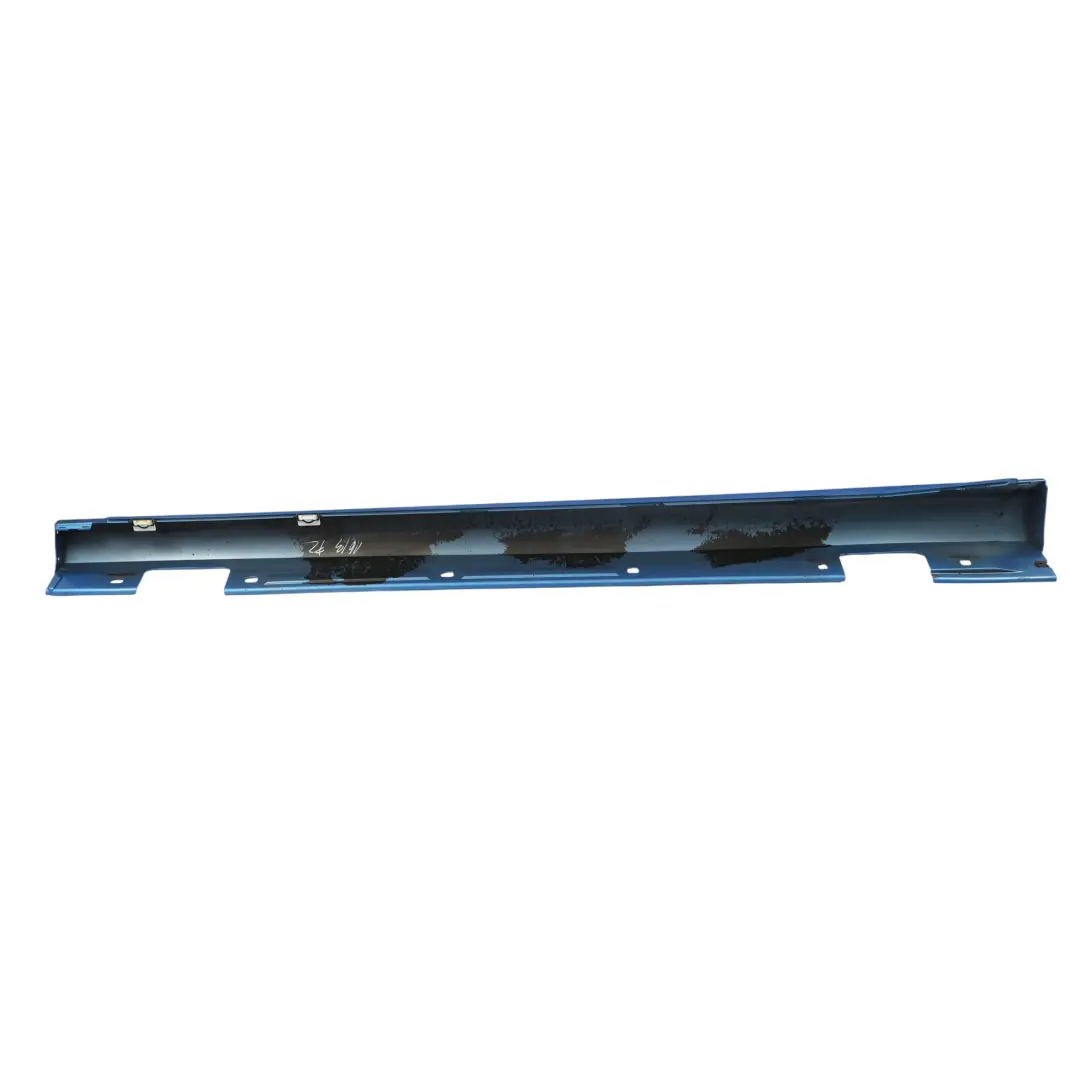 Bas de porte jupe latérale droite South Sea Blue - 162 pour Mercedes W176 W246 à propos du numéro de pièce A2466980654 Mercedes W176 W246 Bas de porte jupe latérale droite South Sea Blue - 162 - SKU A2466980654-SSB - Numéro de pièce A2466980654