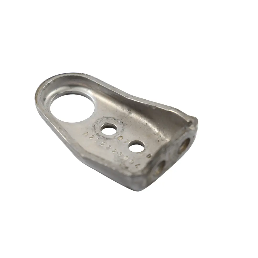 Support Fixation Oreille Levage Culasse Moteur Arrière pour Mercedes A209 à propos du numéro de pièce A2722230041 Mercedes A209 Support Fixation Oreille Levage Culasse Moteur Arrière - SKU A2722230041 - Numéro de pièce A2722230041