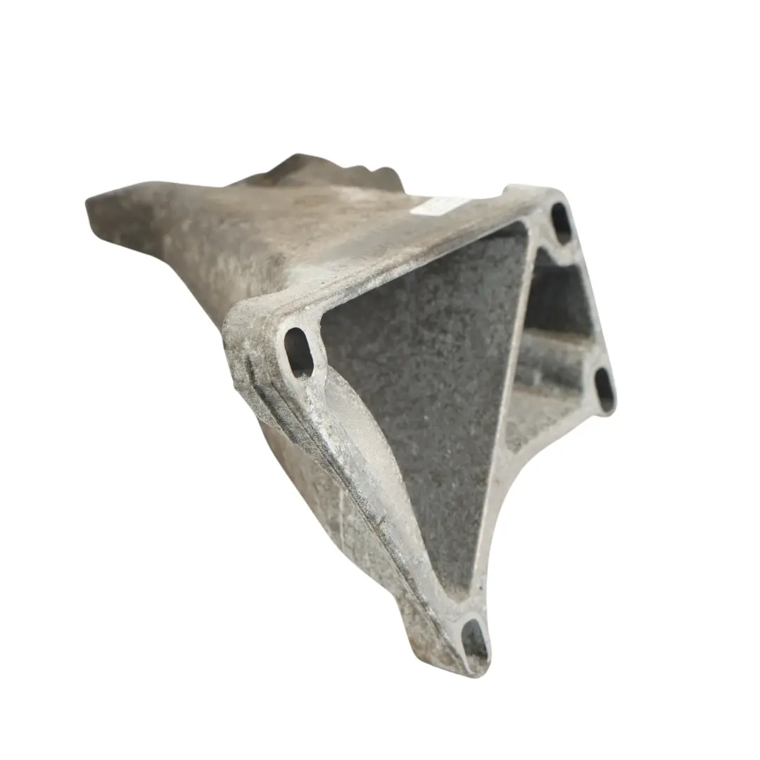 Träger Halterung Rechts für Mercedes W221 Motor mit Teilenummer A2722234604 Mercedes W221 Motor Träger Halterung Rechts - SKU A2722234604 - Teilenummer A2722234604