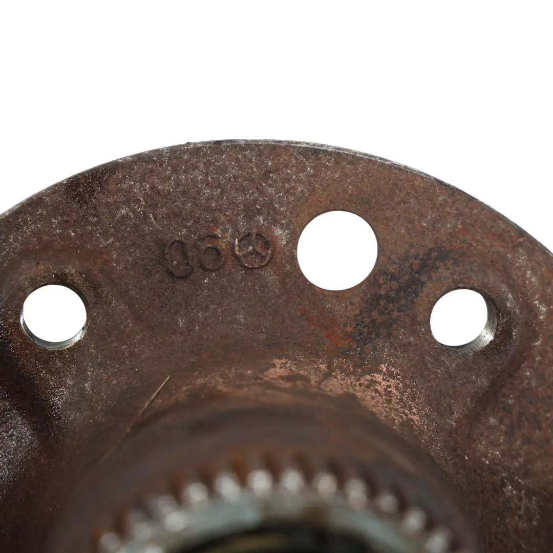 W414 Mozzo Ruota Cuscinetto Asse Posteriore Sinistro Destro per Mercedes con numero di parte A4143500035 Mercedes W414 Mozzo Ruota Cuscinetto Asse Posteriore Sinistro Destro - SKU A4143500035 - Numero di parte A4143500035