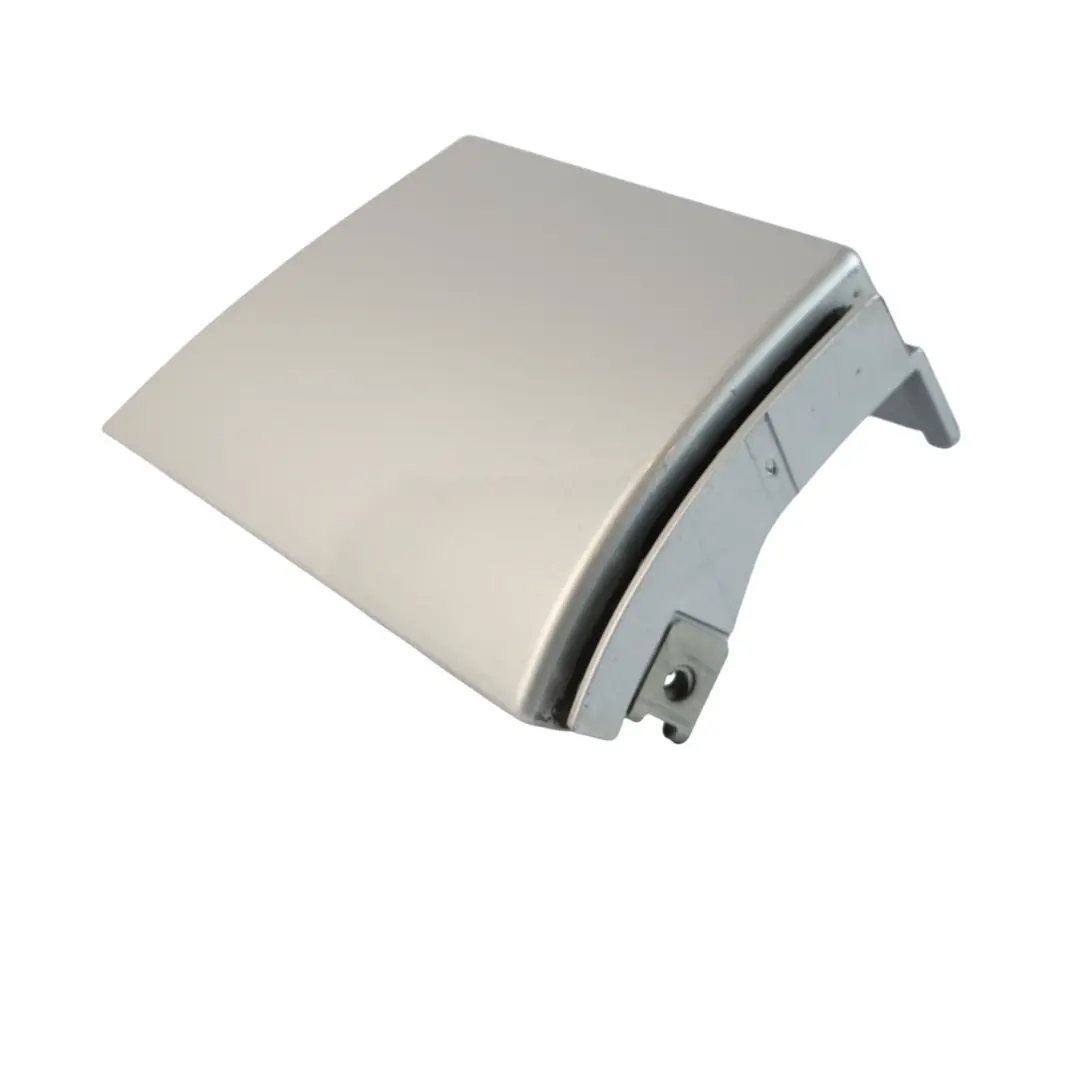 W414 Charnière Hayon Cache Garniture Gauche Argent pour Mercedes à propos du numéro de pièce A4146940033 Mercedes W414 Charnière Hayon Cache Garniture Gauche Argent - SKU A4146940033-BRS - Numéro de pièce A4146940033