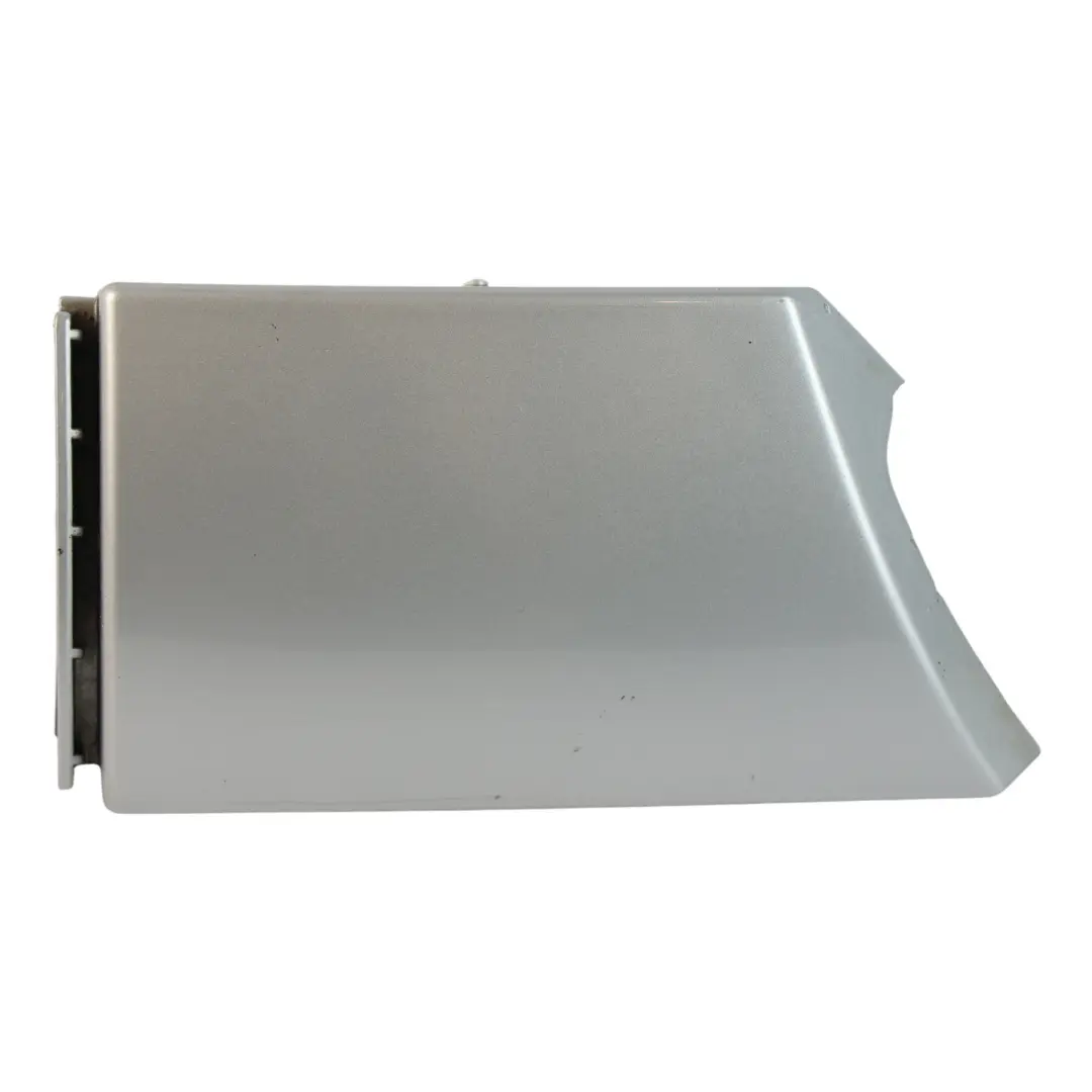 W414 Vaneo Cubierta Bisagra Portón Trasero Derecho Plata para Mercedes con número de pieza A4146940133 Mercedes W414 Vaneo Cubierta Bisagra Portón Trasero Derecho Plata - SKU A4146940133-BRS - Número de pieza A4146940133