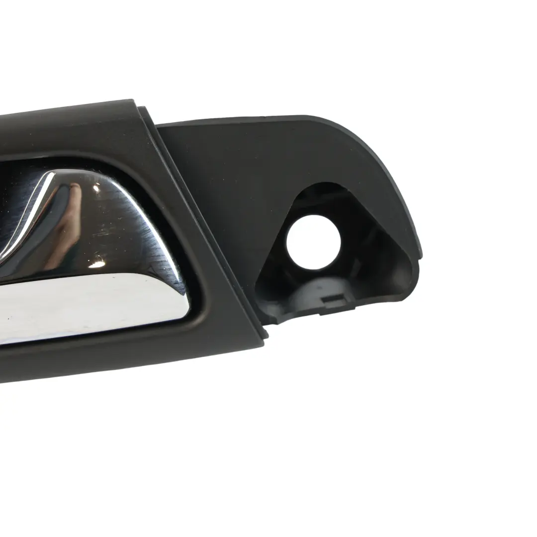 W414 Front Interior Door Handle Right O/S to Mercedes Vaneo with Part number A4147601161 Mercedes Vaneo W414 Front Interior Door Handle Right O/S - SKU A4147601161 - Part number A4147601161