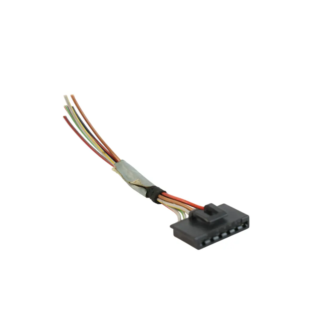 W414 Rücklicht Kabelbaum Adapter Hinten Rechts für Mercedes mit Teilenummer A4148200164 Mercedes W414 Rücklicht Kabelbaum Adapter Hinten Rechts - SKU A4148200164-2 - Teilenummer A4148200164