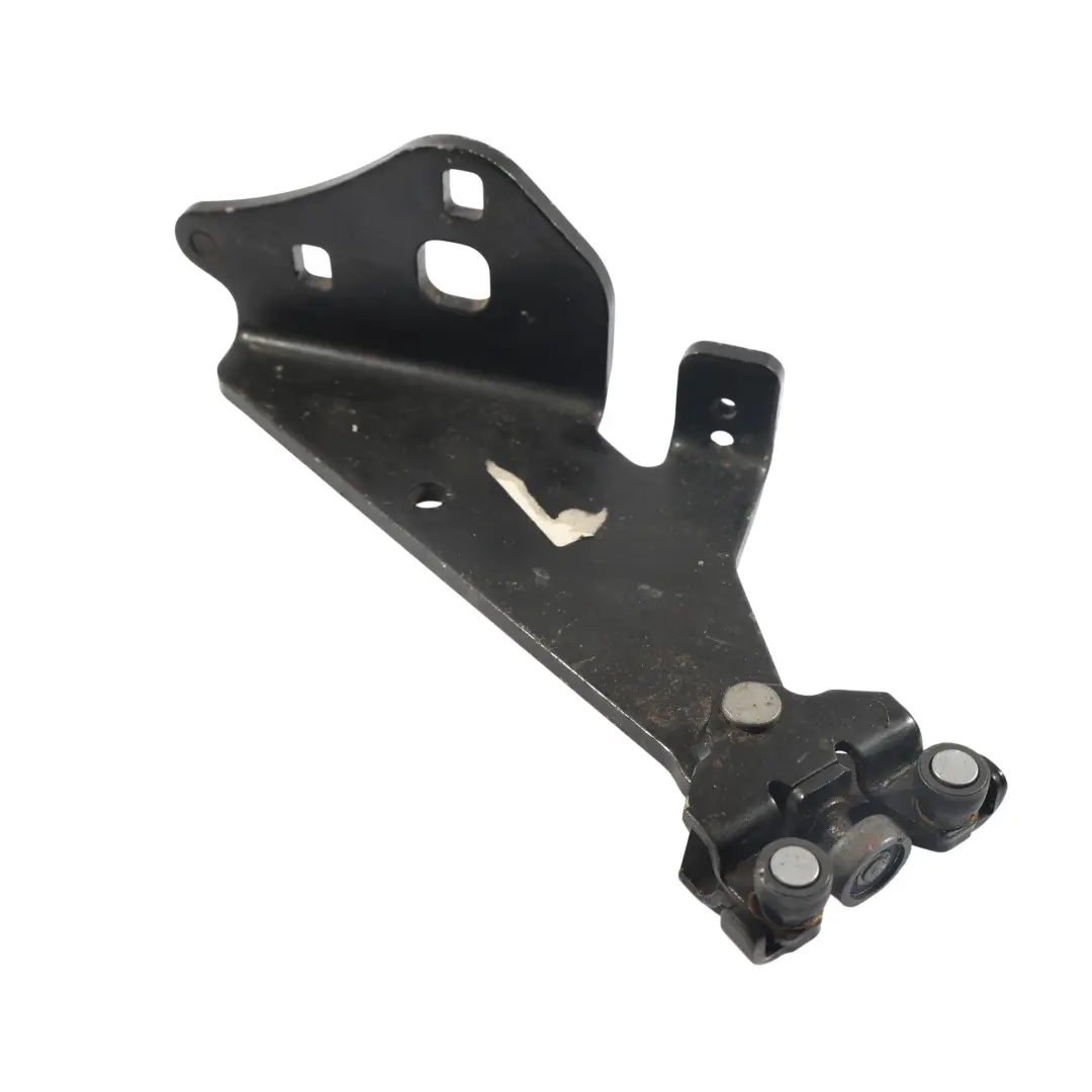 Soporte Rodillo Puerta Trasera Izquierda Negro para Mercedes W415 con número de pieza A4157602300 Mercedes W415 Soporte Rodillo Puerta Trasera Izquierda Negro - SKU A4157602300 - Número de pieza A4157602300