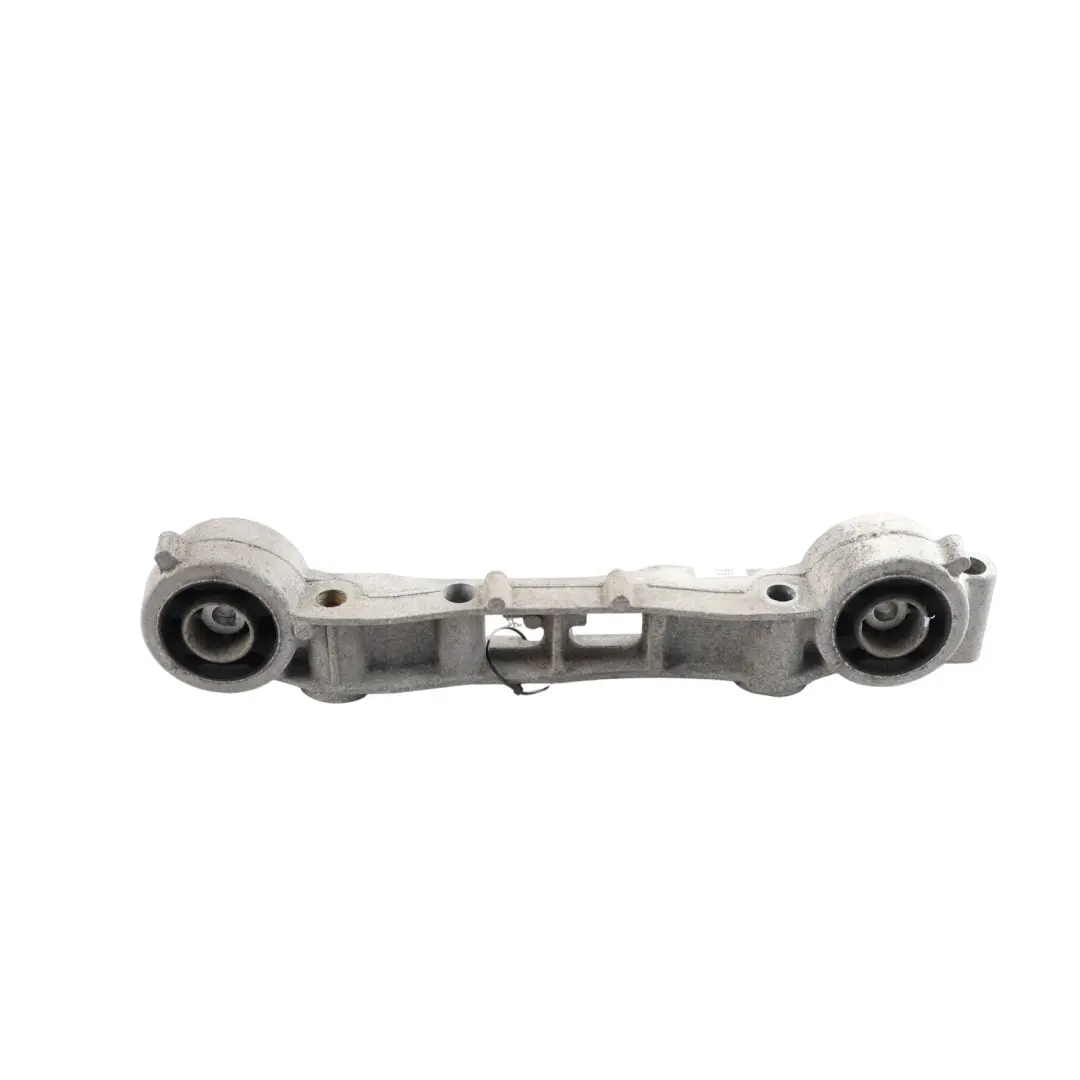Wspornik Mechanizmu Różnicowego Tylnej Osi A4473530500 do Mercedes W447 o numerze A4473501801 Mercedes W447 Wspornik Mechanizmu Różnicowego Tylnej Osi A4473530500 - SKU A4473501801 - Numer Części A4473501801