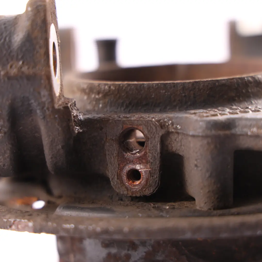 Mercedes Vito W447 Rear Wheel Hub Bearing Knuckle Carrier Left N/S - SKU A4473505500 - Part number A4473505500