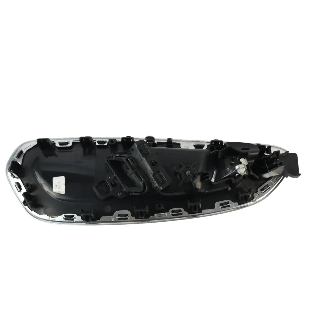 Mercedes W447 Maniglia Porta Anteriore Sinistra Nera - SKU A4477276471 - Numero di parte A4477276471