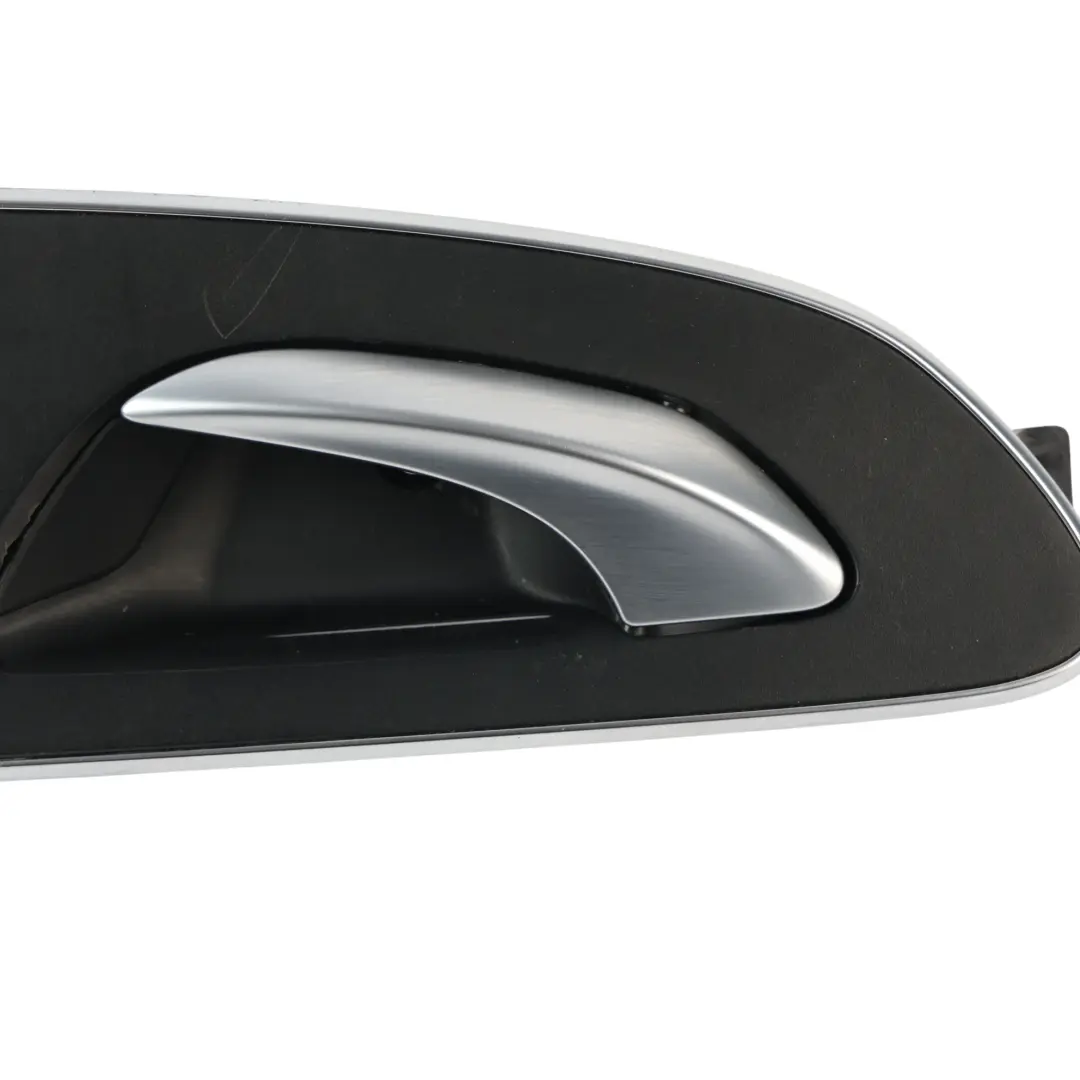 Türgriff Abdeckung Schwarz Links Vorne für Mercedes W447 mit Teilenummer A4477276471 Mercedes W447 Türgriff Abdeckung Schwarz Links Vorne - SKU A4477276471 - Teilenummer A4477276471