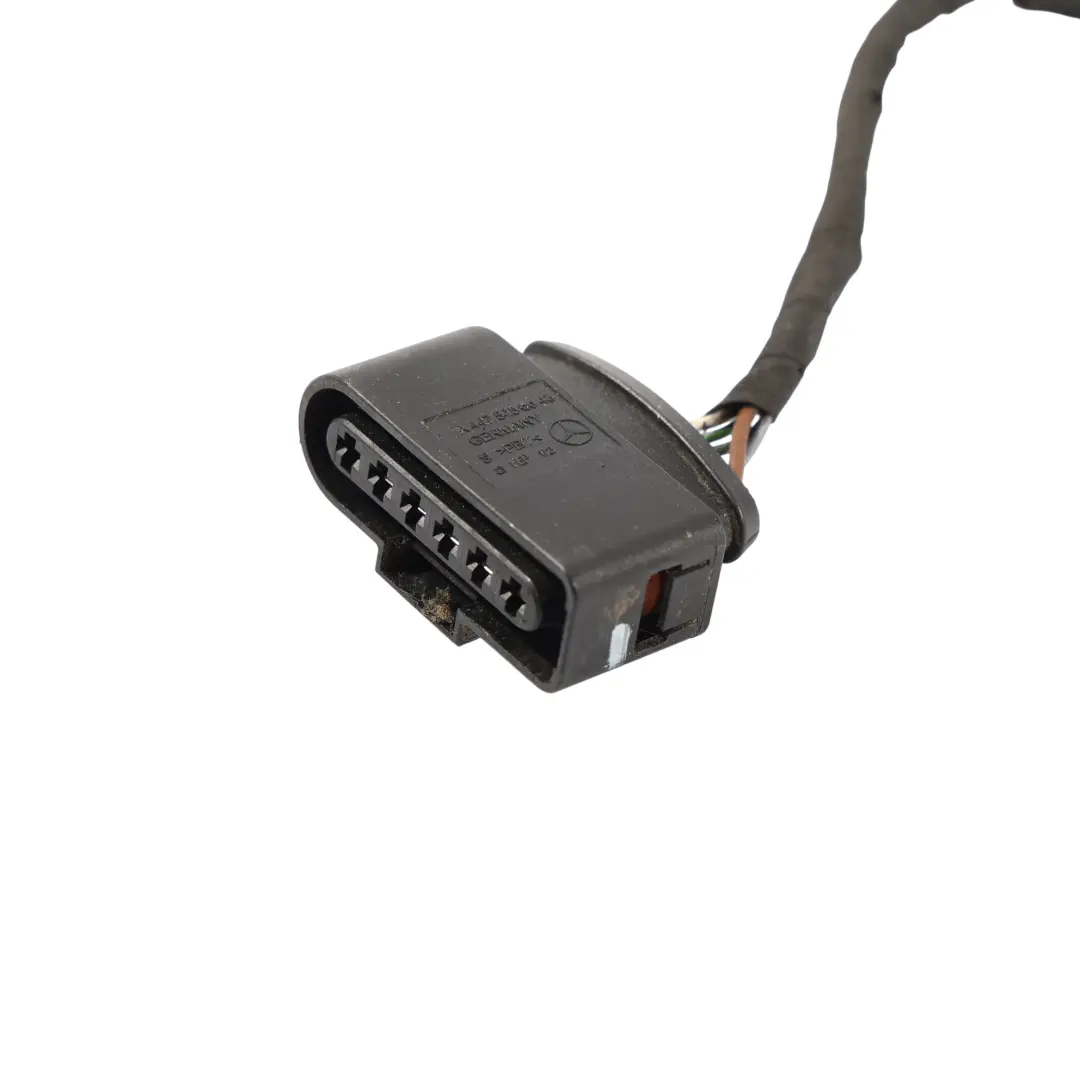 Enchufe Cableado Luz Trasera Derecha para Mercedes W447 con número de pieza A4478201264 Mercedes W447 Enchufe Cableado Luz Trasera Derecha - SKU A4478201264-2 - Número de pieza A4478201264