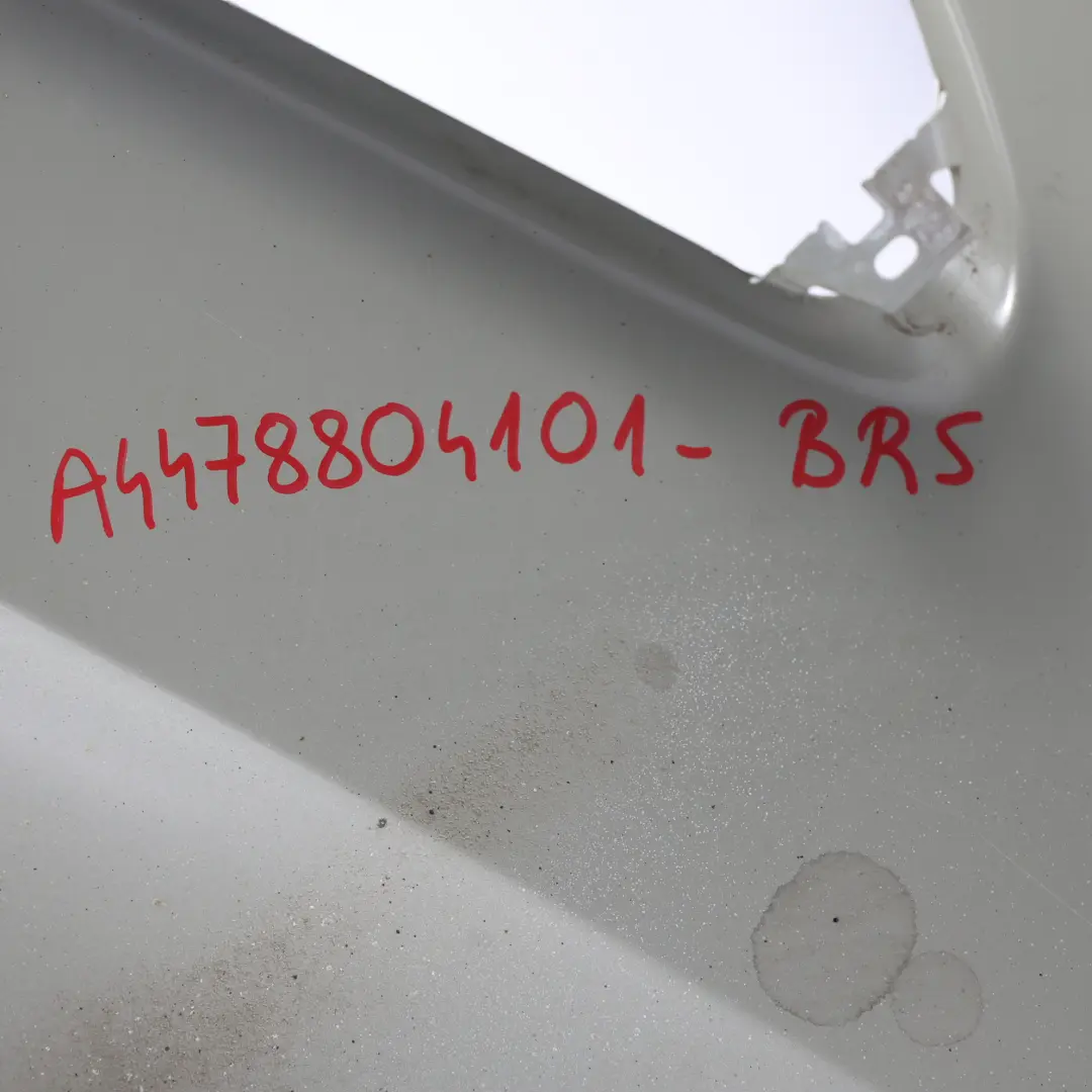 Panneau Aile Avant Gauche Argent Brillant Métallisé 9744 pour Mercedes Vito W447 à propos du numéro de pièce A4478804101 Mercedes Vito W447 Panneau Aile Avant Gauche Argent Brillant Métallisé 9744 - SKU A4478804101-BRS - Numéro de pièce A4478804101
