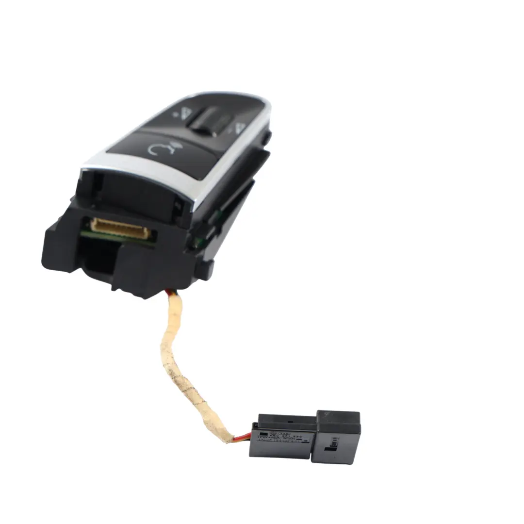 Interruttore Controllo Multifunzione Volante Destro per Audi A3 8P con numero di parte 4E0951527AJ Audi A3 8P Interruttore Controllo Multifunzione Volante Destro - SKU 4E0951527AJ-3 - Numero di parte 4E0951527AJ