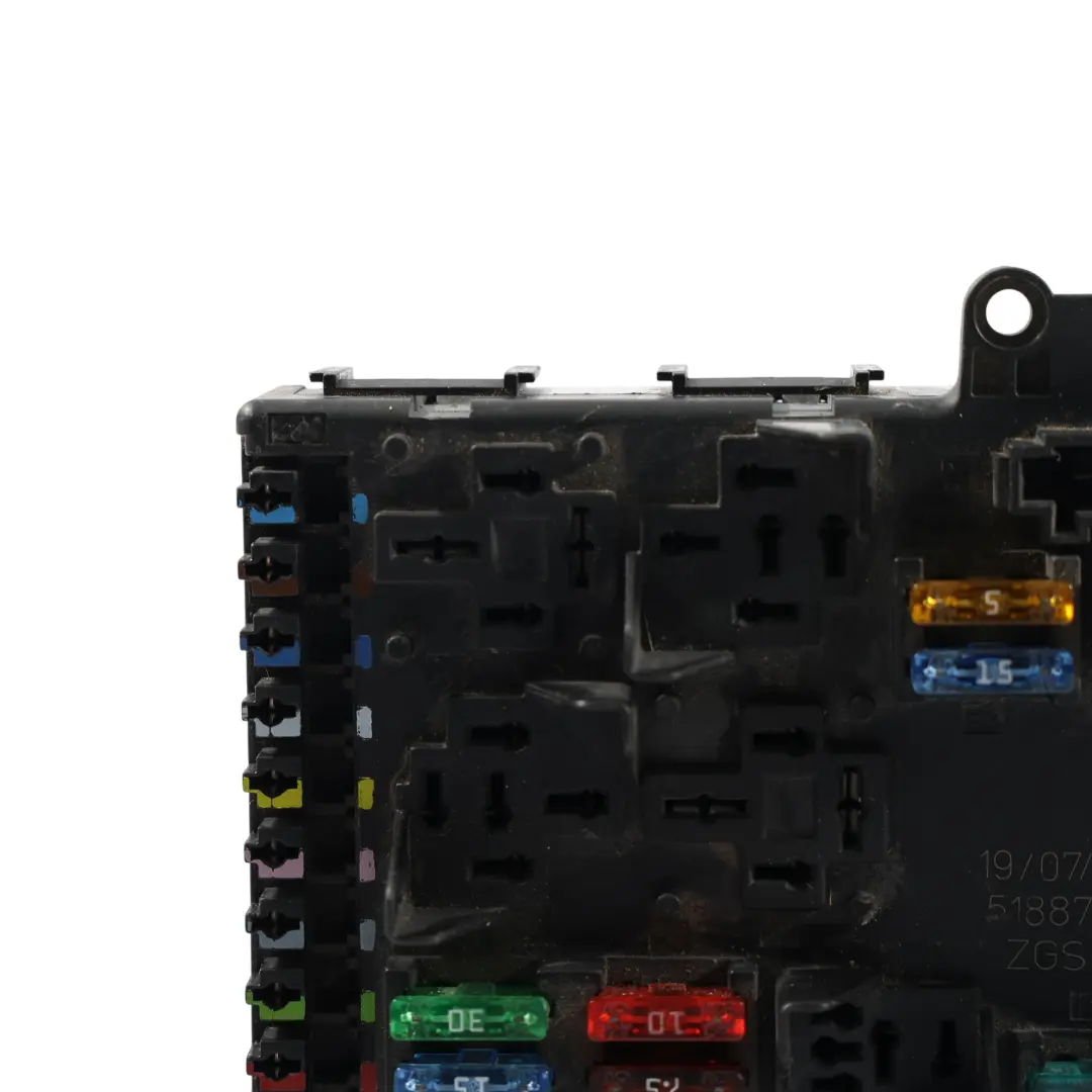 Boîtier Fusibles Relais Module Électrique SAM pour Mercedes W639 à propos du numéro de pièce A6395450301 Mercedes W639 Boîtier Fusibles Relais Module Électrique SAM - SKU A6395450301-3 - Numéro de pièce A6395450301