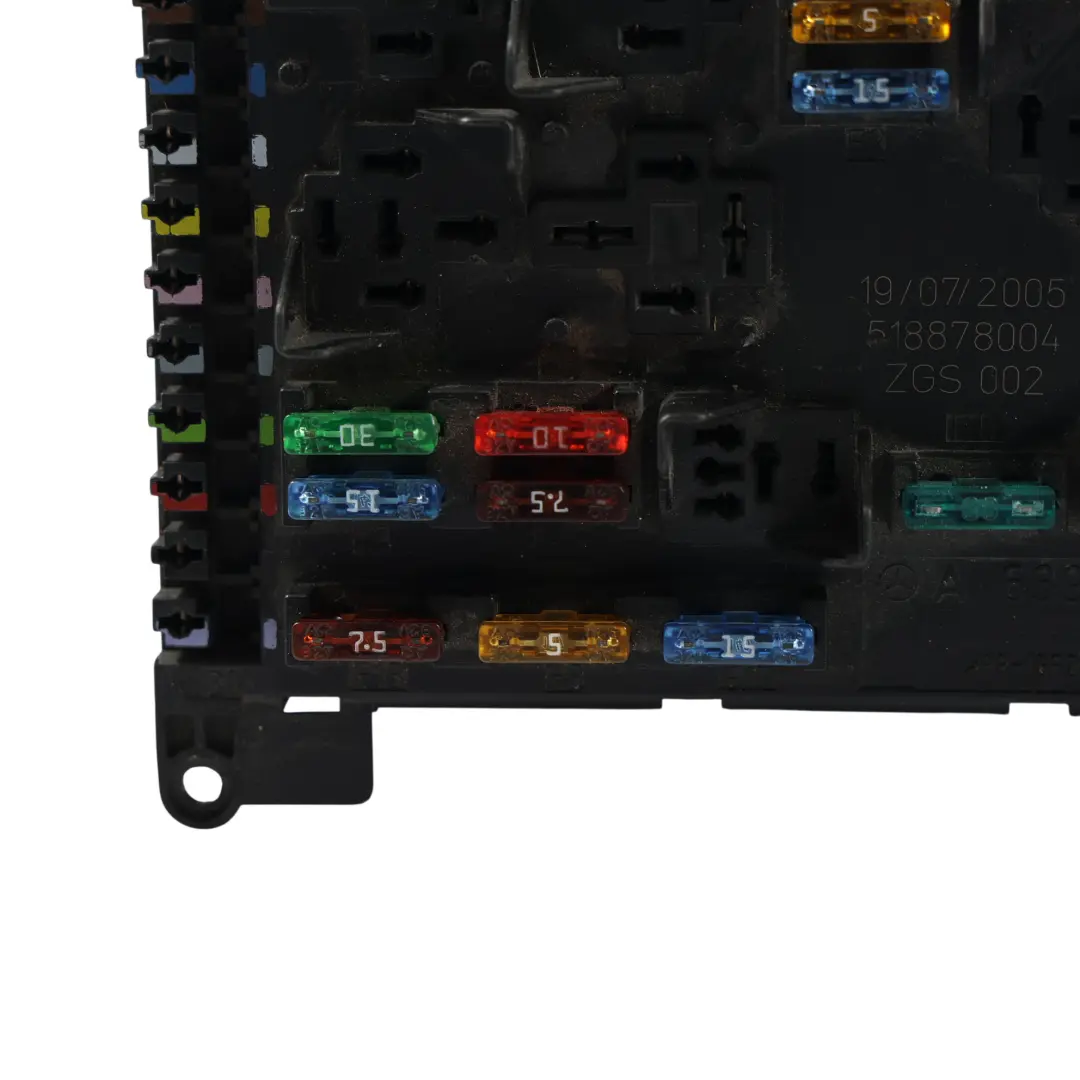 Mercedes W639 Moduł SAM Skrzynka Bezpieczników - SKU A6395450301-3 - Numer Części A6395450301