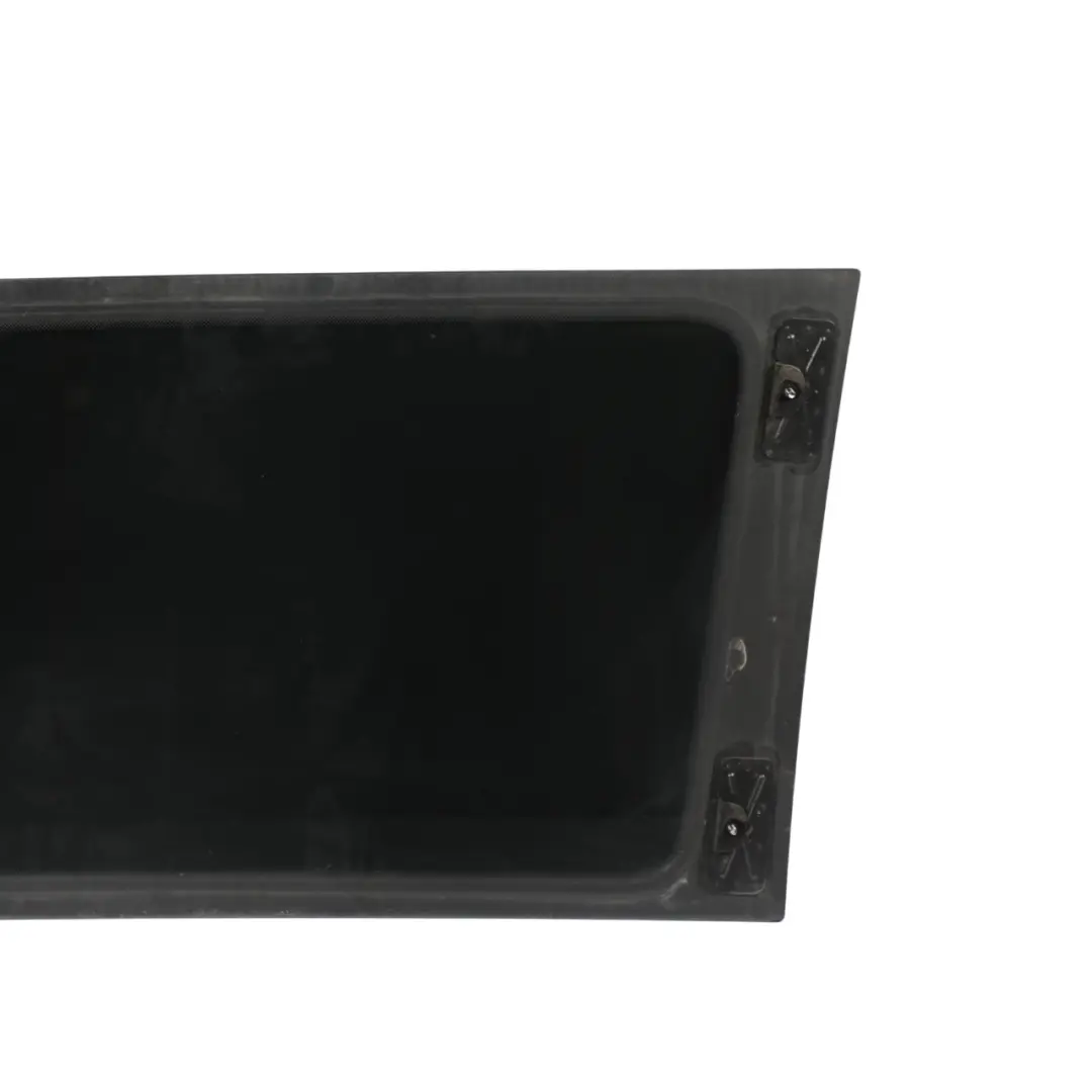Cristal Lateral Trasero Tintado AS3 Izquierdo para Mercedes Vito Viano W639 con número de pieza A6396721013 Mercedes Vito Viano W639 Cristal Lateral Trasero Tintado AS3 Izquierdo - SKU A6396721013 - Número de pieza A6396721013