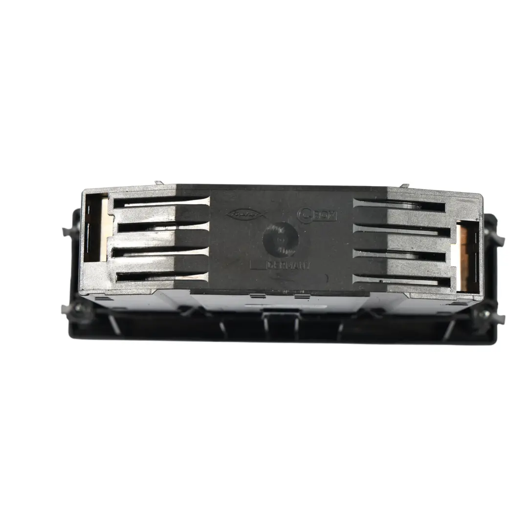 Mercedes W639 Pannello Cruscotto Vano CD Changer - SKU A6396830075 - Numero di parte A6396830075