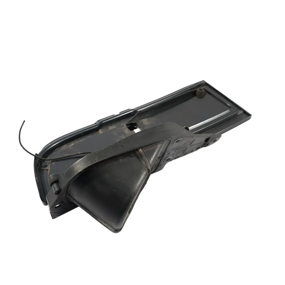 Tapón de la tapa del depósito Negro Carbono - 040 para Mercedes Vito W639 con número de pieza A6397500304 Mercedes Vito W639 Tapón de la tapa del depósito Negro Carbono - 040 - SKU A6397500304-CBL - Número de pieza A6397500304