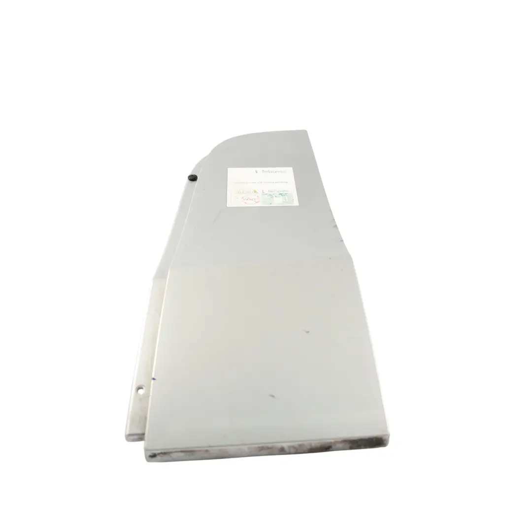 Capot Réservoir Carburant Argent Brillant A6397520096 pour Mercedes W639 W906 à propos du numéro de pièce A6397520196 Mercedes W639 W906 Capot Réservoir Carburant Argent Brillant A6397520096 - SKU A6397520196-BRS - Numéro de pièce A6397520196