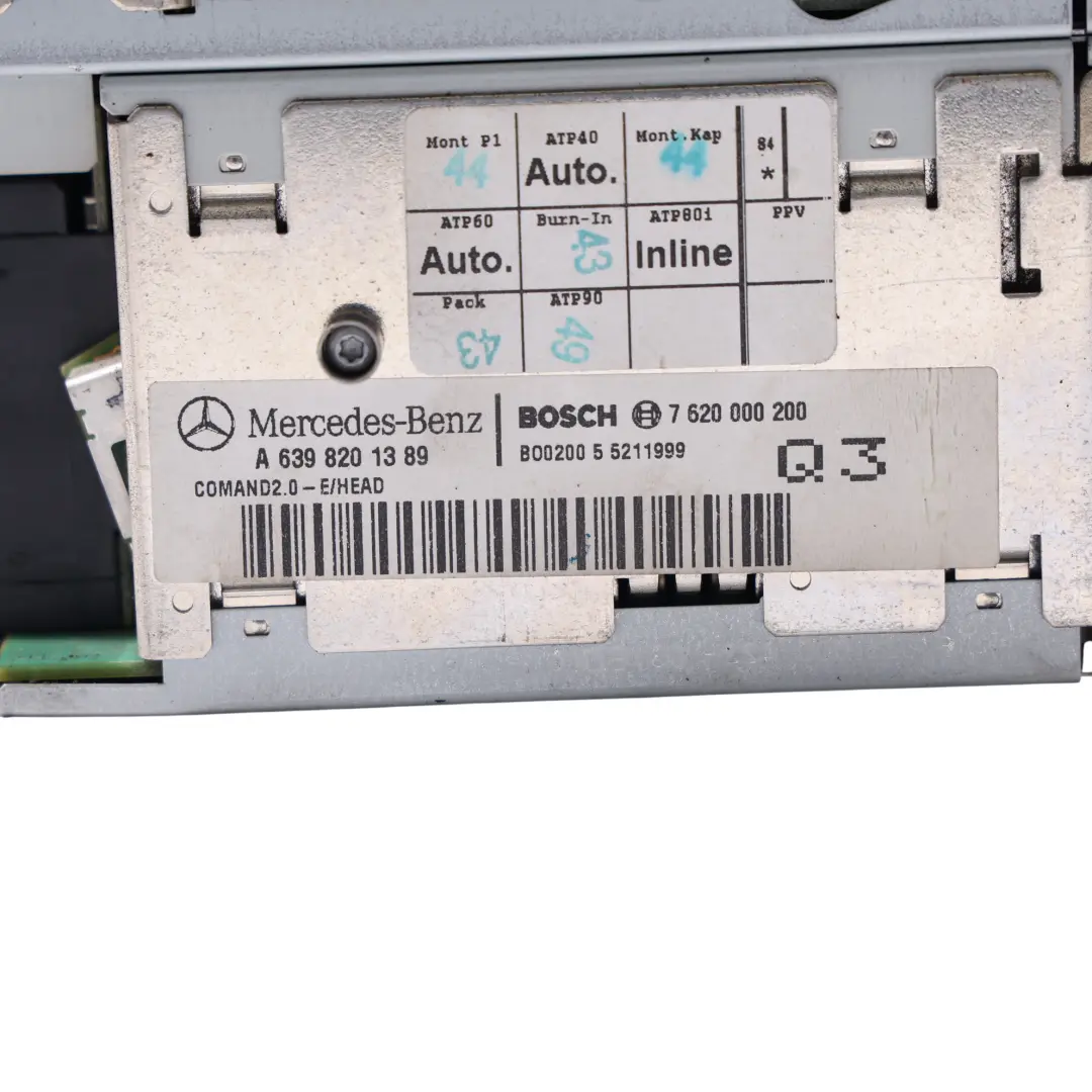 Radio Nawigacja Odtwarzacz CD do Mercedes W639 o numerze A6398201389 Mercedes W639 Radio Nawigacja Odtwarzacz CD - SKU A6398201389 - Numer Części A6398201389