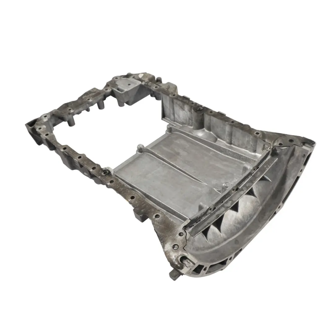 OM642 Diesel Carter Huile Moteur Section Supérieure pour Mercedes W221 à propos du numéro de pièce A6420140202 Mercedes W221 OM642 Diesel Carter Huile Moteur Section Supérieure - SKU A6420140202 - Numéro de pièce A6420140202