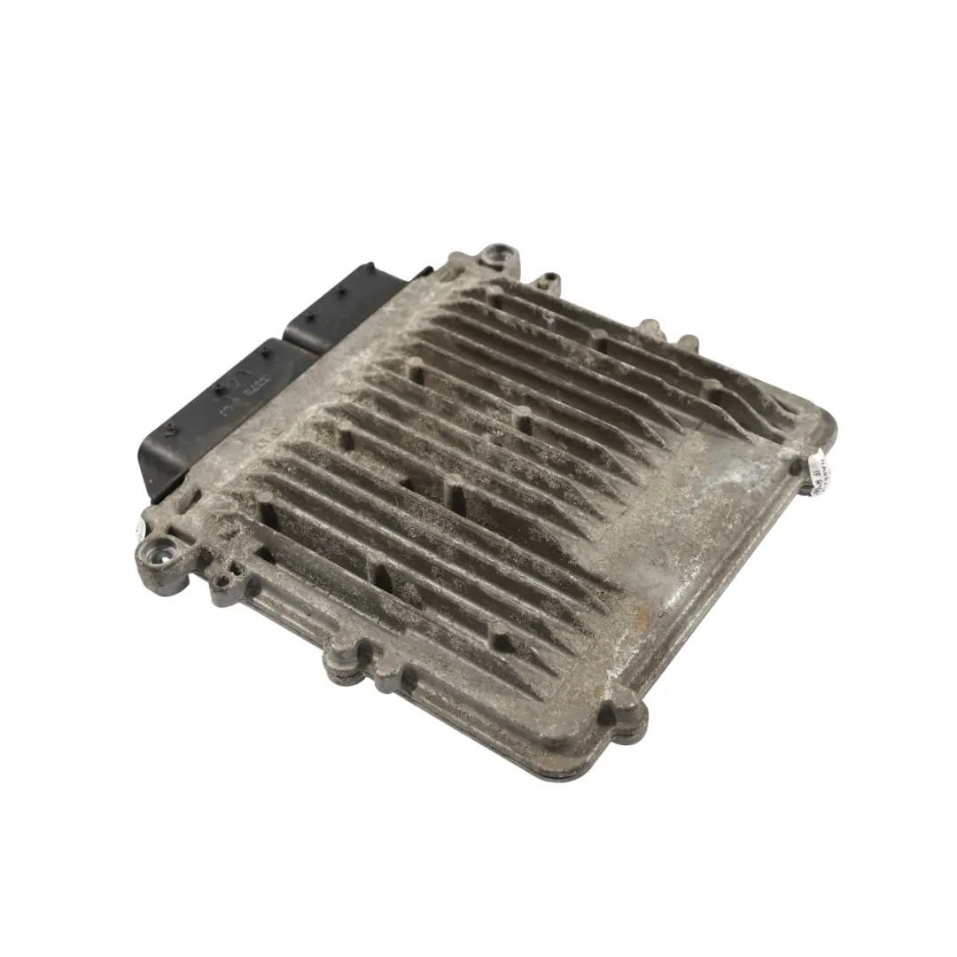 Steuergerät ECU 136HP 114 CDI OM651.950 Manuell für Mercedes W447 Motor mit Teilenummer A6519002803 Mercedes W447 Motor Steuergerät ECU 136HP 114 CDI OM651.950 Manuell - SKU A6519002803-6 - Teilenummer A6519002803