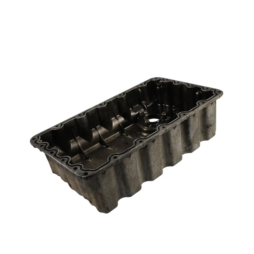 W907 Coppa Olio Motore Parte Inferiore OM654 Diesel per Mercedes con numero di parte A6540142801 Mercedes W907 Coppa Olio Motore Parte Inferiore OM654 Diesel - SKU A6540142801 - Numero di parte A6540142801