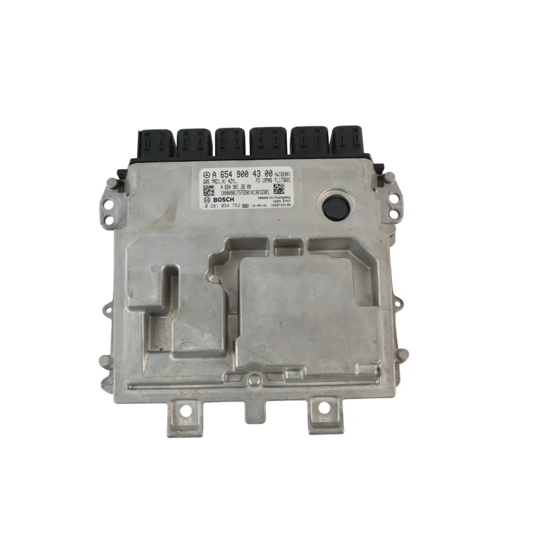 OM654.916 160HP Module Contrôle Moteur ECU Automatique pour Mercedes W205 à propos du numéro de pièce A6549004300 Mercedes W205 OM654.916 160HP Module Contrôle Moteur ECU Automatique - SKU A6549004300-1 - Numéro de pièce A6549004300