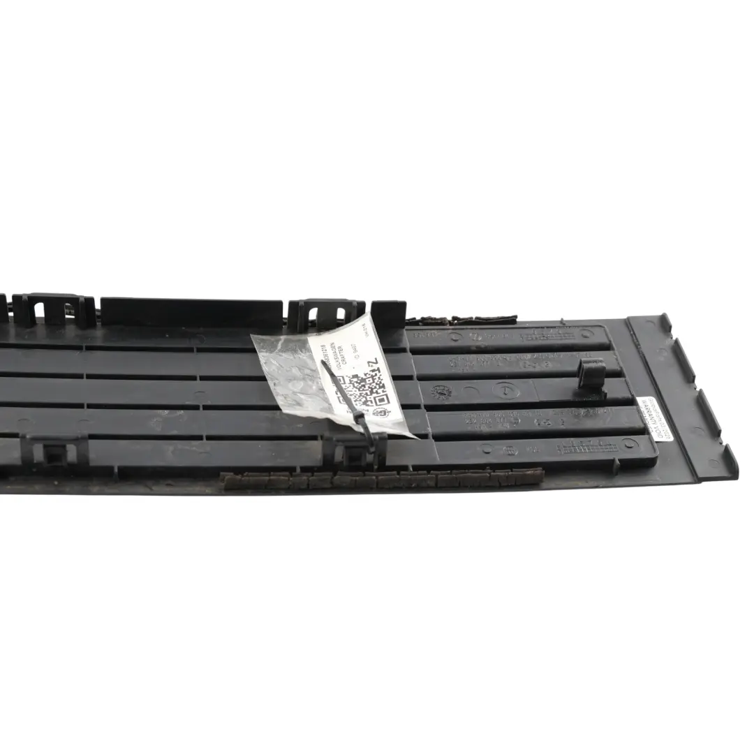 Mk1 Bonnet Air Vent Grille Cover Trim Left N/S 2E2864877C to Volkswagen Crafter 2E with Part number 2E2864877D Volkswagen Crafter 2E Mk1 Bonnet Air Vent Grille Cover Trim Left N/S 2E2864877C - SKU RHD-2E2864877D - Part number 2E2864877D