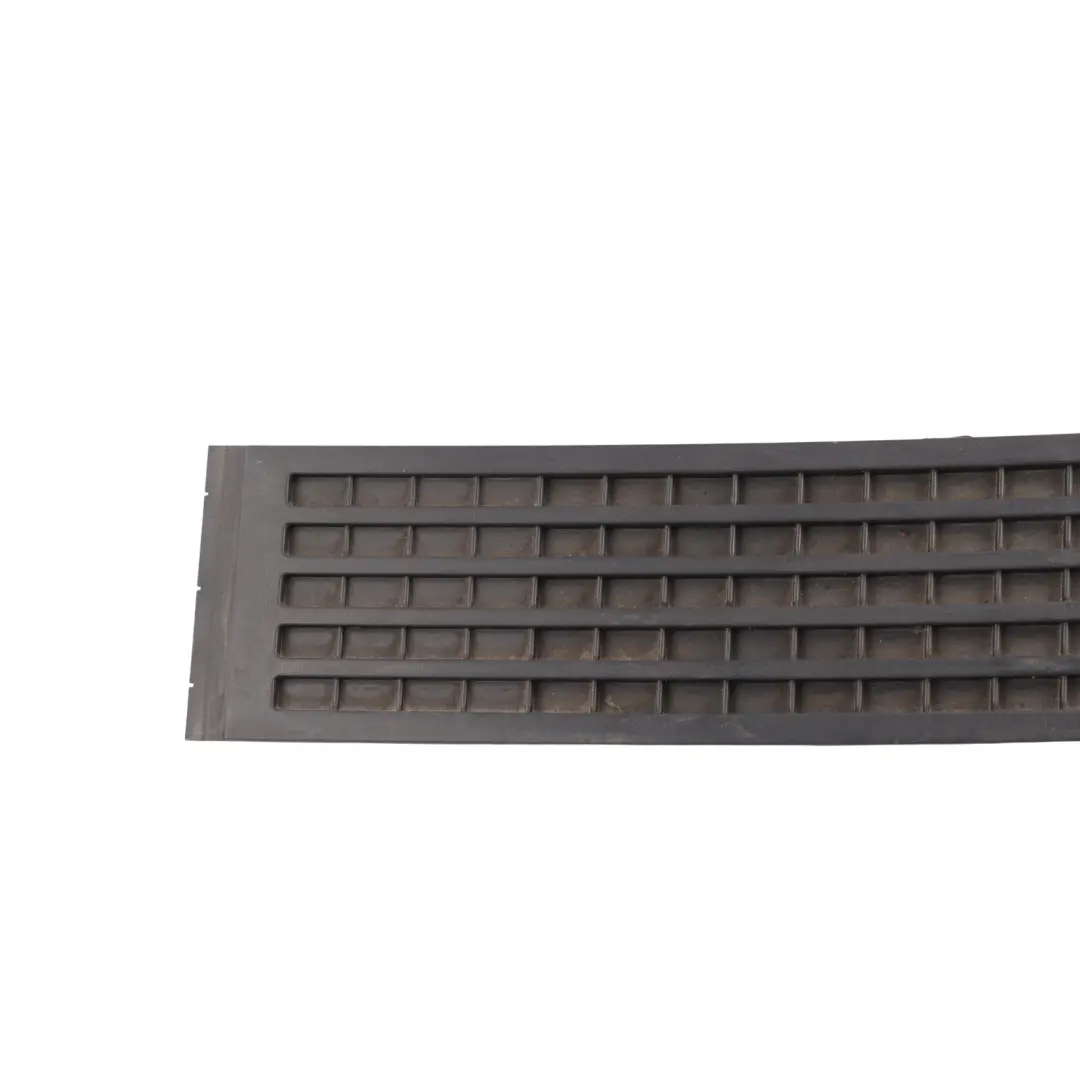 Mk1 Bonnet Air Vent Grille Cover Trim Left N/S 2E2864877C to Volkswagen Crafter 2E with Part number 2E2864877D Volkswagen Crafter 2E Mk1 Bonnet Air Vent Grille Cover Trim Left N/S 2E2864877C - SKU RHD-2E2864877D - Part number 2E2864877D