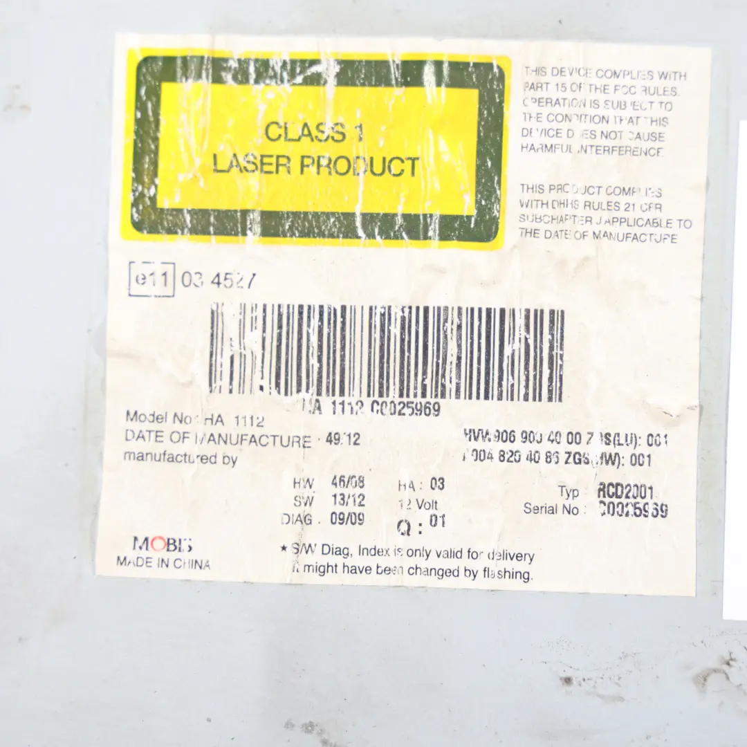 Volkswagen Crafter 2E Radio CD Player Head Unit - SKU A9069004000 - Part number A9069004000