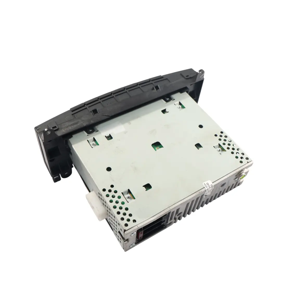 Volkswagen Crafter 2E Autoradio Lecteur CD Unité Principale - SKU A9069004000 - Numéro de pièce A9069004000