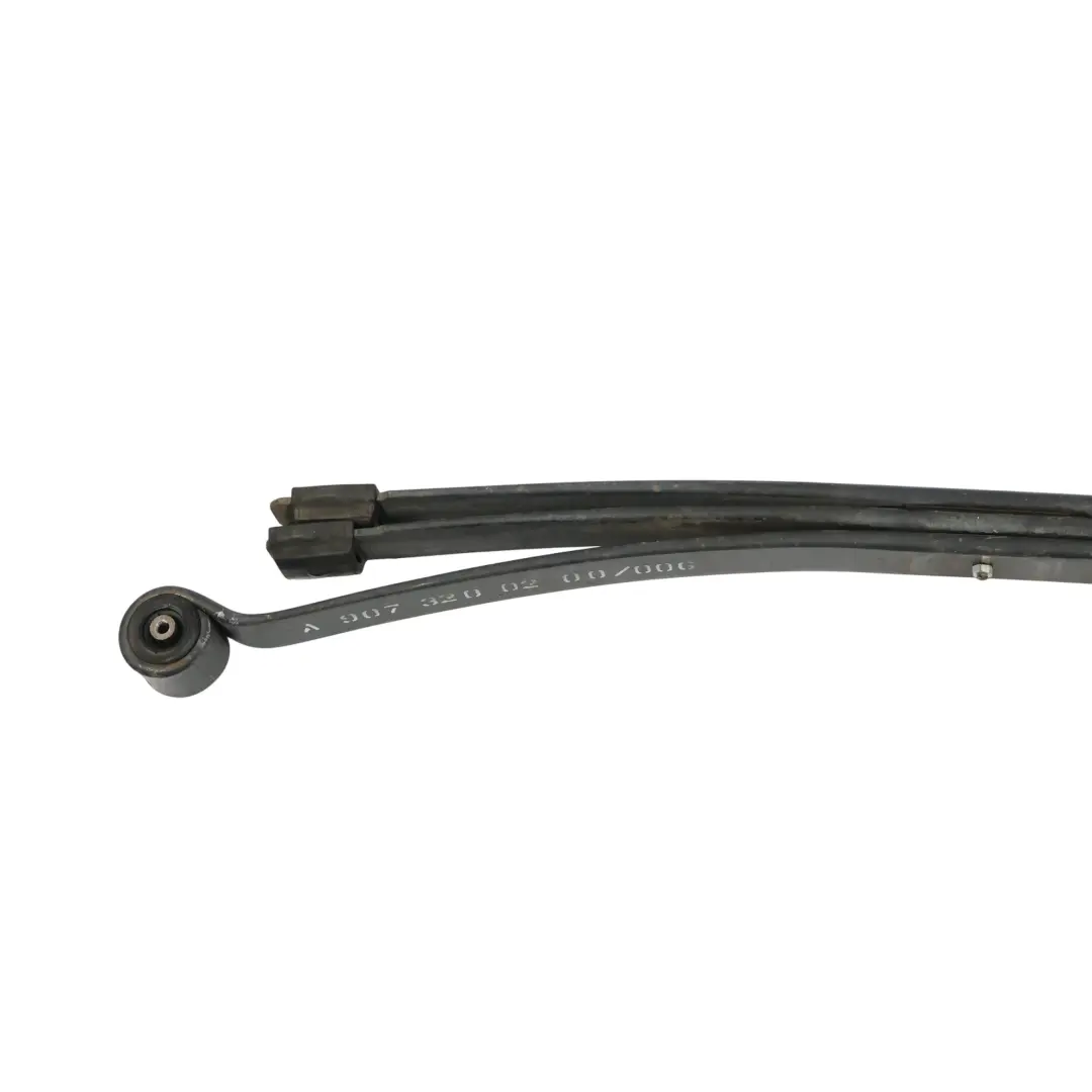 W907 Soporte Montaje Varilla Suspensión Trasera Eje Doble para Mercedes con número de pieza A9073200200 Mercedes W907 Soporte Montaje Varilla Suspensión Trasera Eje Doble - SKU A9073200200-1 - Número de pieza A9073200200