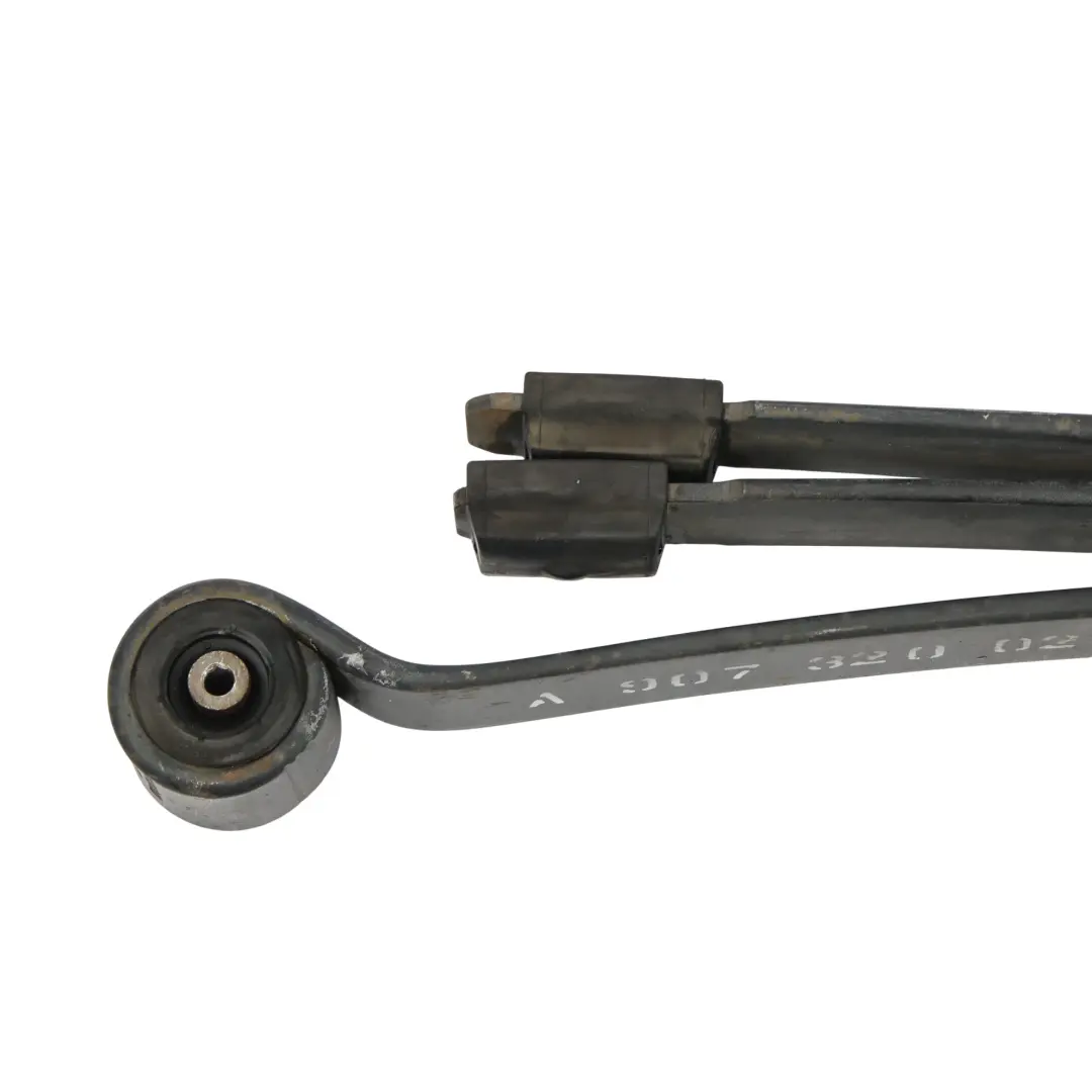 W907 Soporte Montaje Varilla Suspensión Trasera Eje Doble para Mercedes con número de pieza A9073200200 Mercedes W907 Soporte Montaje Varilla Suspensión Trasera Eje Doble - SKU A9073200200-1 - Número de pieza A9073200200