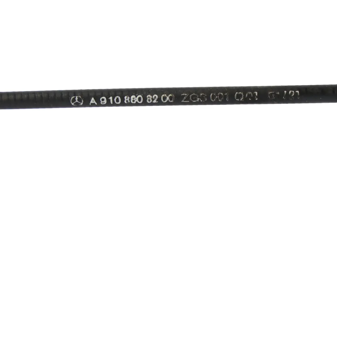 W907 Câble de verrouillage du capot du moteur pour Mercedes à propos du numéro de pièce A9078800100 Mercedes W907 Câble de verrouillage du capot du moteur - SKU A9078800100 - Numéro de pièce A9078800100