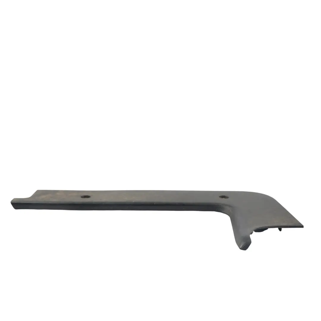 Mercedes Sprinter W907 W910 Garniture Couvercle Porte Avant Droit - SKU A9106863400 - Numéro de pièce A9106863400