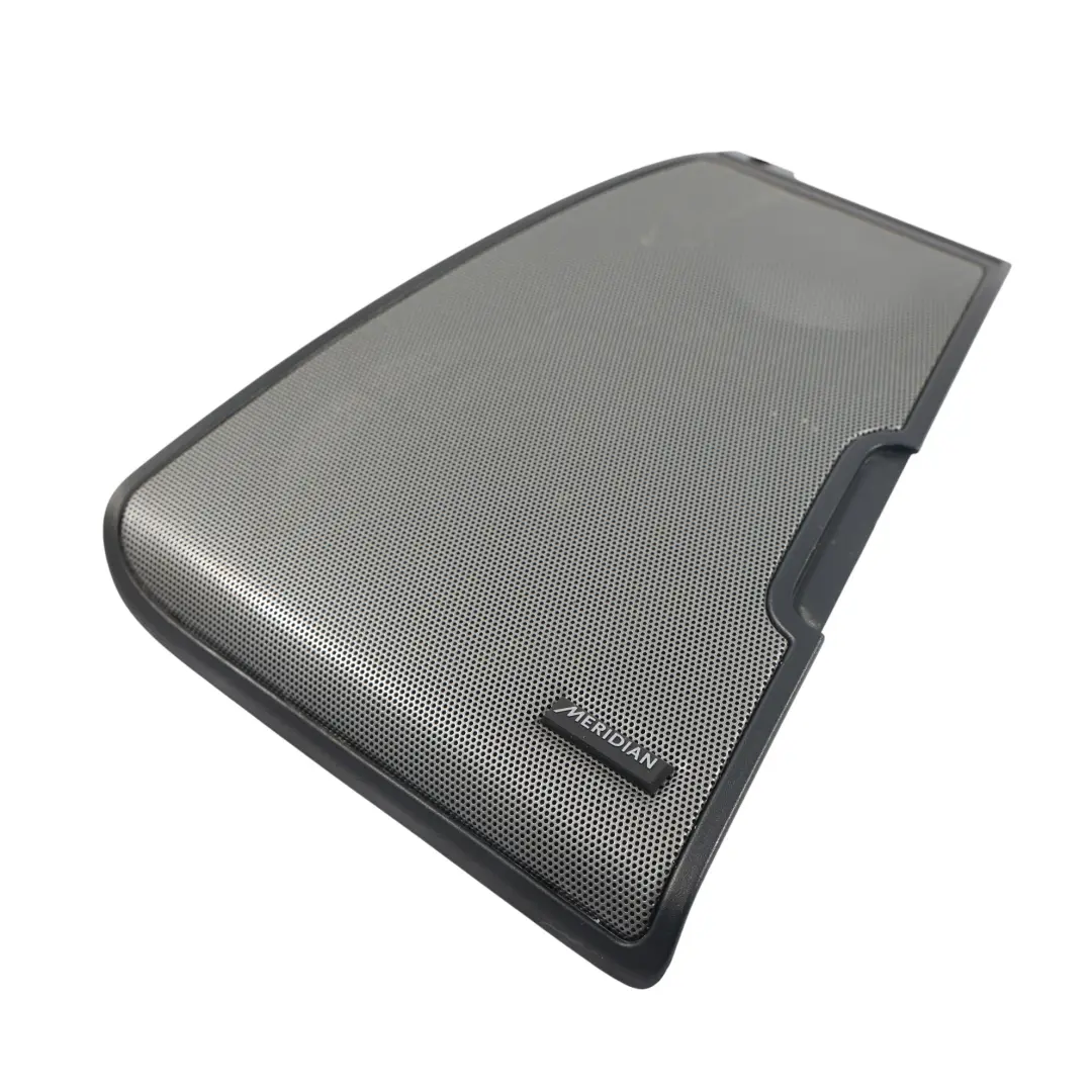 Kratka Głośnika Prawy Przód do Land Rover Discovery 4 L319 o numerze AH22-18K886-AAW Land Rover Discovery 4 L319 Kratka Głośnika Prawy Przód - SKU AH22-18K886-AAW-1 - Numer Części AH22-18K886-AAW