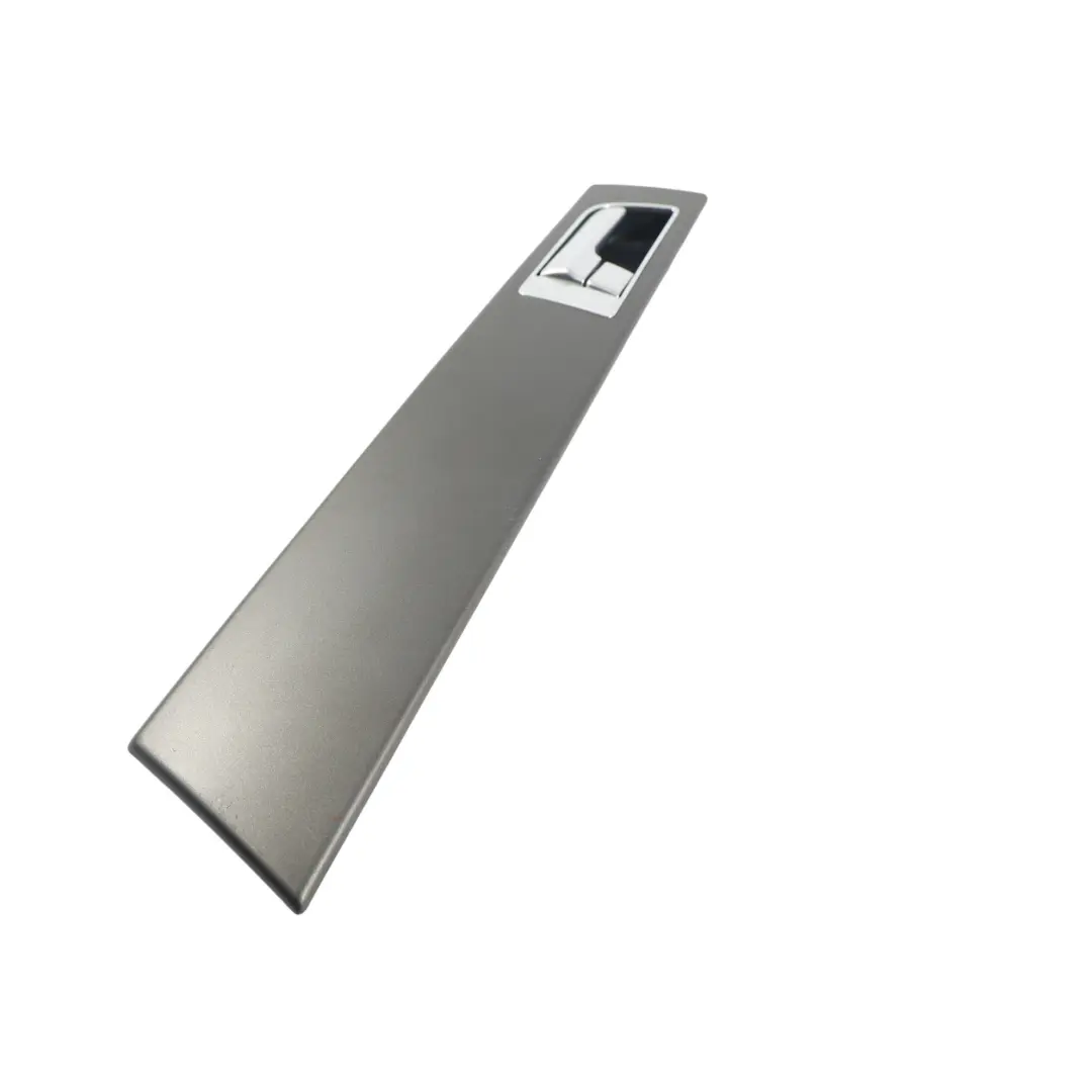 Land Rover Discovery 4 L319 Pannello Porta Posteriore Destro - SKU AH22-22620-BCW - Numero di parte AH22-22620-BCW