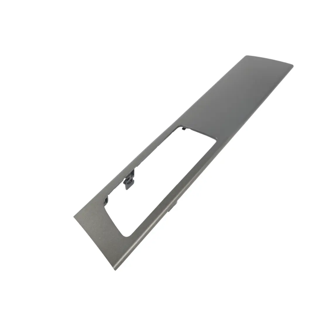 Poignée Porte Arrière Gauche pour Land Rover Discovery 4 L319 à propos du numéro de pièce AH22-22621-ACW Land Rover Discovery 4 L319 Poignée Porte Arrière Gauche - SKU AH22-22621-ACW - Numéro de pièce AH22-22621-ACW