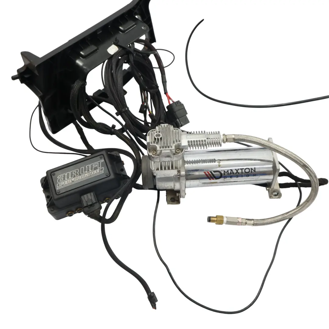 Zawieszenie Air Lift Performance P3 Strut Pump do BMW F20 F21 F22 F30 F31 F32 o numerze AIR-LIFT-PERFORMANCE-KIT BMW F20 F21 F22 F30 F31 F32 Zawieszenie Air Lift Performance P3 Strut Pump - SKU AIR-LIFT-PERFORMANCE-KIT - Numer Części AIR-LIFT-PERFORMANCE-KIT