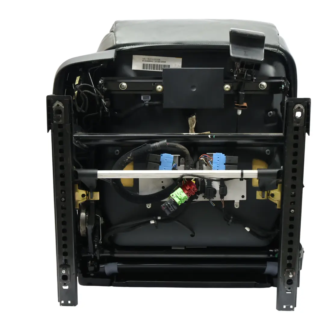 Audi RS4 B7 Fotele Kanapa Grzane Sport Skóra Valcona Czarne Komplet Zestaw - SKU AUDI-RS4-B7-SEATS-LEATHER-VALCONA-SET - Numer Części AUDI-RS4-B7-SEATS-LEATHER-VALCONA-SET