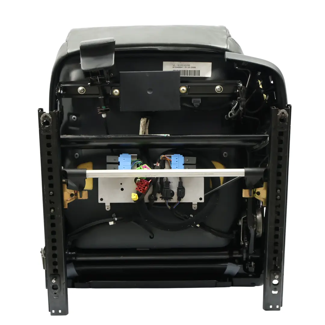 Audi RS4 B7 Asientos Delanteros Traseros Calefactados Cuero Valcona Negro - SKU AUDI-RS4-B7-SEATS-LEATHER-VALCONA-SET - Número de pieza AUDI-RS4-B7-SEATS-LEATHER-VALCONA-SET