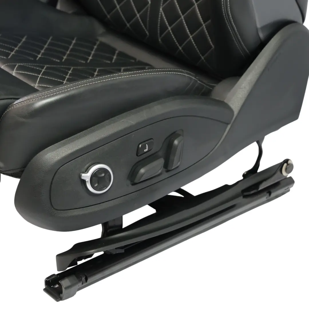 Sitze Bank Sofa Elektrisch Beheizt Leder Schwarz Grau SET für Audi S5 F5 mit Teilenummer AUDI-S5-F5-SEAT-SPORT-LEATHER-SET Audi S5 F5 Sitze Bank Sofa Elektrisch Beheizt Leder Schwarz Grau SET - SKU AUDI-S5-F5-SEAT-SPORT-LEATHER-SET - Teilenummer AUDI-S5-F5-SEAT-SPORT-LEATHER-SET