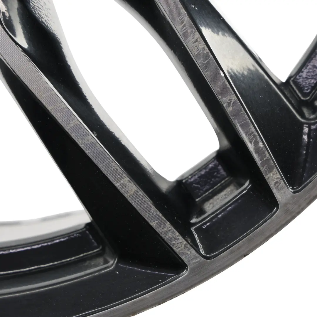 Felga Aluminiowa Srebrna Czarna 18" 8J ET42 VIA do Audi o numerze AUDI-VIA-18 Audi Felga Aluminiowa Srebrna Czarna 18" 8J ET42 VIA - SKU AUDI-VIA-18-1 - Numer Części AUDI-VIA-18