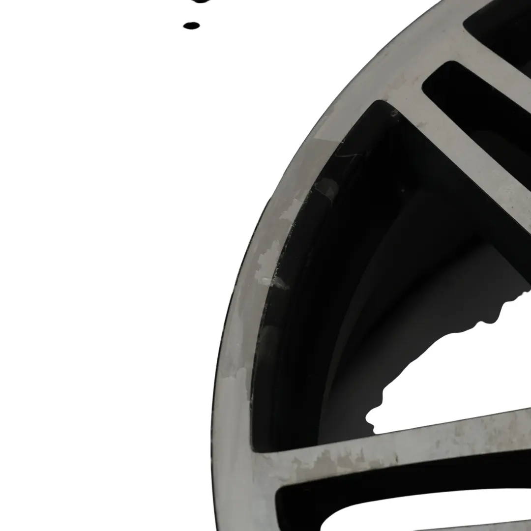 Felga Aluminiowa Srebrna Bicolor Czarna VIA 18" 8J Komplet do Audi o numerze AUDI-VIA-18-SET Audi Felga Aluminiowa Srebrna Bicolor Czarna VIA 18" 8J Komplet - SKU AUDI-VIA-18-SET - Numer Części AUDI-VIA-18-SET