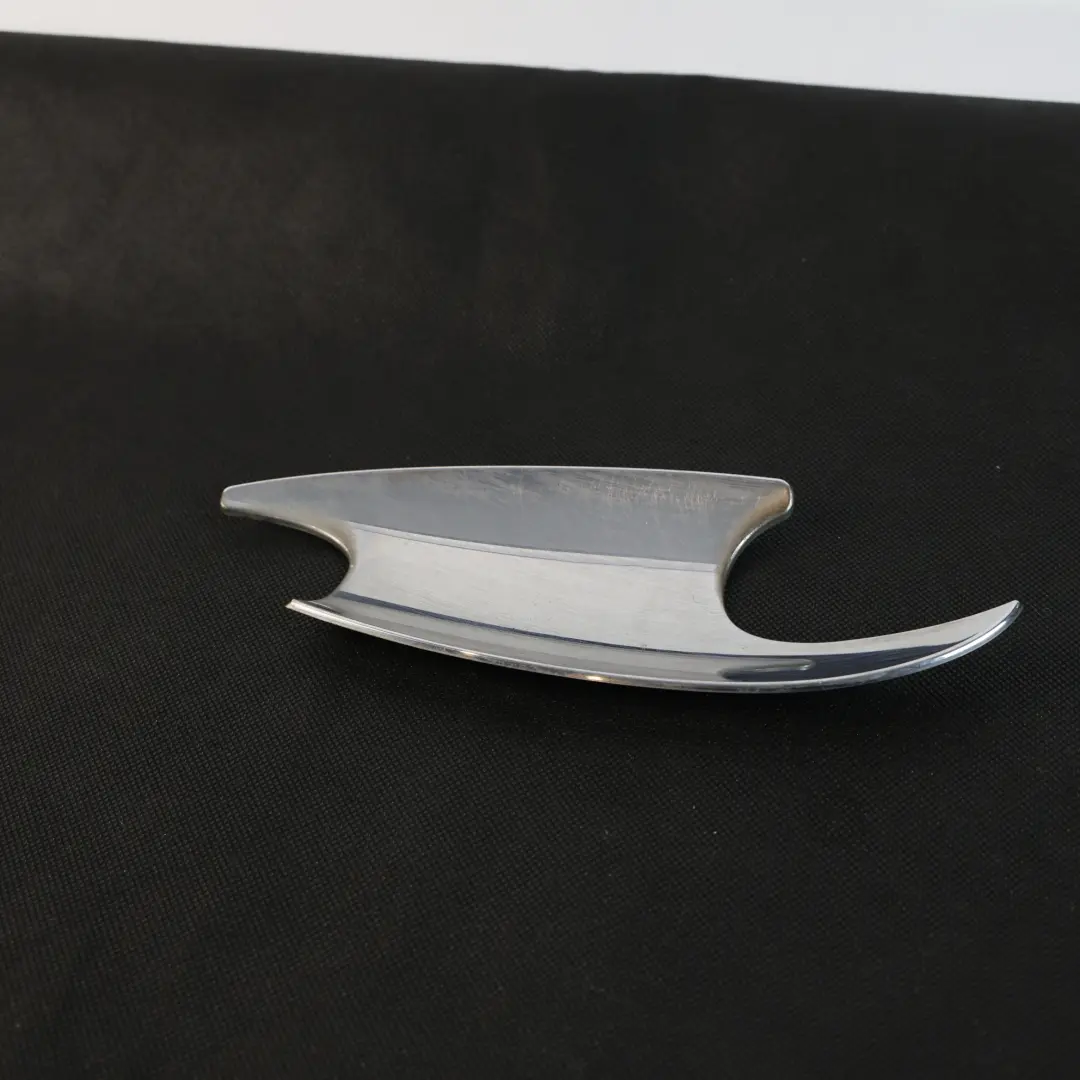 Poignée Extérieure Couvercle Garniture Chrome Droite pour Mercedes W245 à propos du numéro de pièce B66881238 Mercedes W245 Poignée Extérieure Couvercle Garniture Chrome Droite - SKU B66881238 - Numéro de pièce B66881238