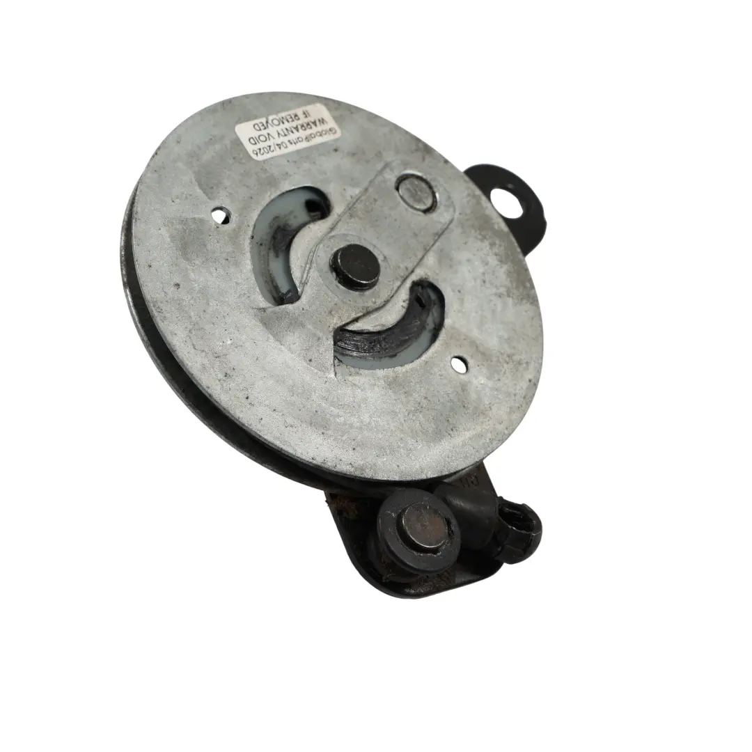 Uchwyt Linki Klapy Tylnej Prawy do Land Rover Discovery 3 L319 o numerze BHF780022 Land Rover Discovery 3 L319 Uchwyt Linki Klapy Tylnej Prawy - SKU BHF780022 - Numer Części BHF780022